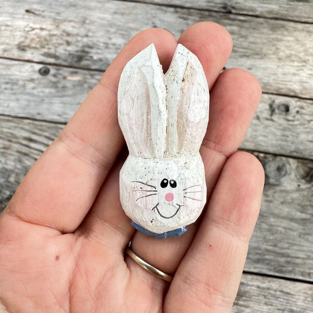 Vintage Jewelry Wooden Bunny Rabbit Brooch Pin